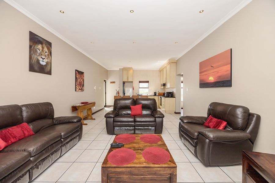 To Let 2 Bedroom Property for Rent in Big Bay Western Cape